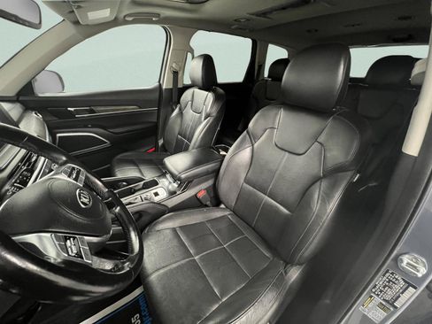 Used 2021 Kia Telluride EX w/ Towing Package AWD/4WD image 17