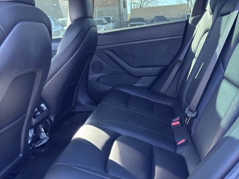 Used 2022 Tesla Model 3 Performance image 22