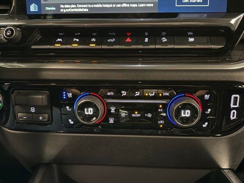 Used 2025 Chevrolet Silverado 1500 LTZ w/ Z71 Off-Road Package image 24