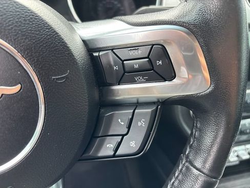 Used 2017 Ford Mustang GT Premium w/ Black Accent Package RWD image 15