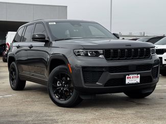 New 2026 Jeep Grand Cherokee Altitude video 2