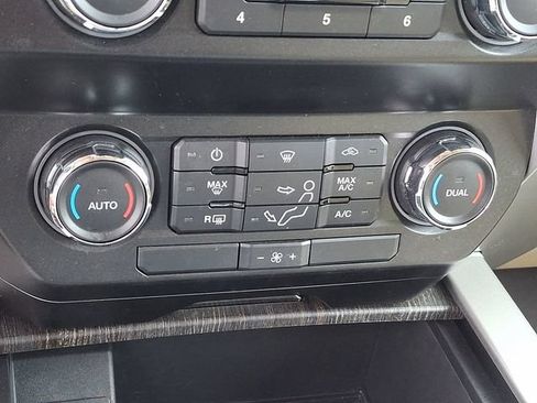Used 2020 Ford F250 Lariat AWD/4WD image 13