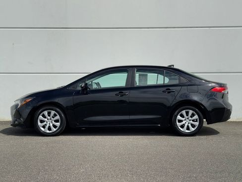 Certified 2023 Toyota Corolla LE FWD image 4