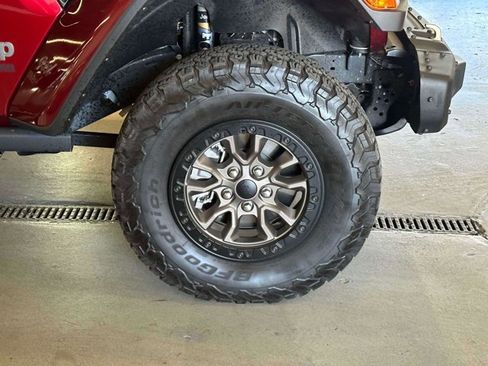 Used 2021 Jeep Wrangler Unlimited Rubicon w/ Trailer Tow Package image 7