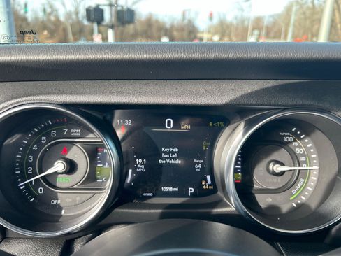 Used 2022 Jeep Wrangler Unlimited Rubicon 4xe w/ Cold Weather Group image 14