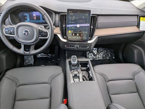 New 2026 Volvo XC90 B5 Plus w/ Protection Package image 16