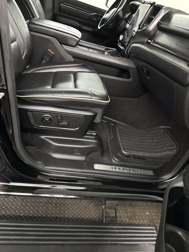 Used 2022 RAM 1500 Limited w/ Body-Colour Bumper Group AWD/4WD image 43