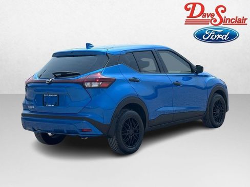 Used 2025 Nissan Kicks Play S FWD image 7