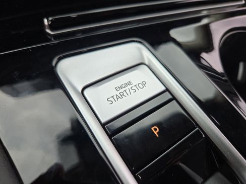 New 2026 Volkswagen Atlas Peak Edition image 25