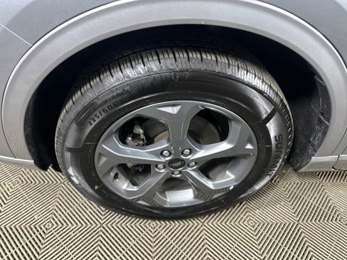 Used 2024 Ford Escape ST-Line image 10