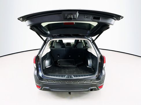 Used 2019 Subaru Forester Limited AWD/4WD image 29