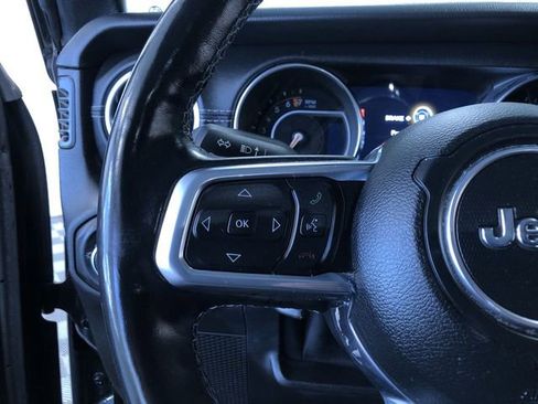 Used 2021 Jeep Wrangler Unlimited Sahara w/ Cold Weather Group AWD/4WD image 26
