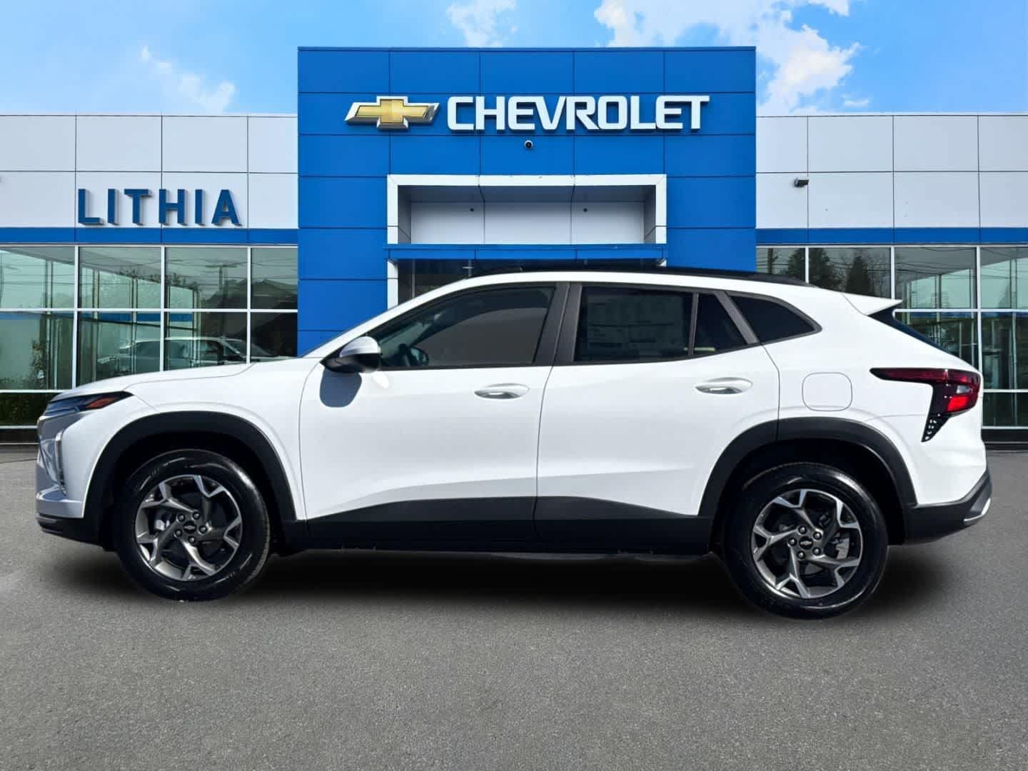 New 2026 Chevrolet Trax LT FWD image 5