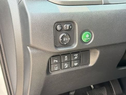 Used 2024 Honda Ridgeline TrailSport image 11
