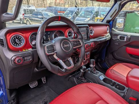 Used 2019 Jeep Wrangler Unlimited Rubicon AWD/4WD image 13