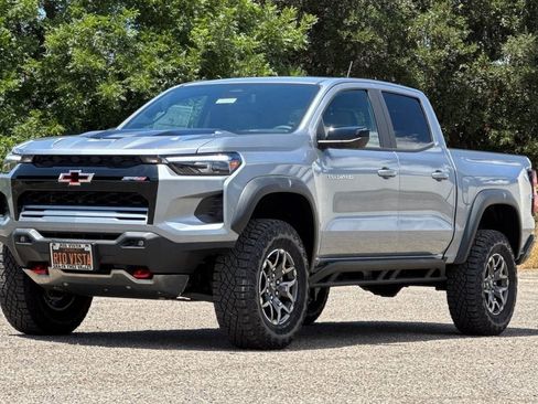 New 2026 Chevrolet Colorado ZR2 w/ Technology Package AWD/4WD image 8