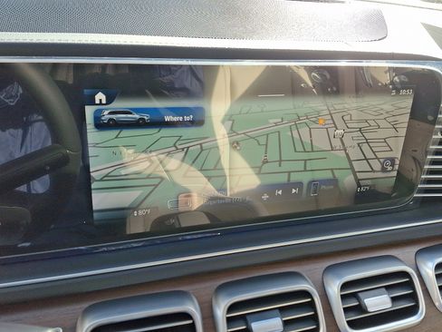 New 2026 Mercedes-Benz GLS 450 4MATIC image 15