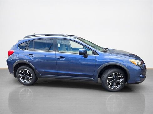 Used 2013 Subaru Crosstrek 2.0i Premium AWD/4WD image 2