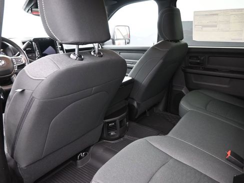 New 2026 RAM 2500 Warlock AWD/4WD image 2