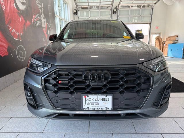 Used 2023 Audi SQ5 Premium Plus w/ Premium Plus Package AWD/4WD image 7