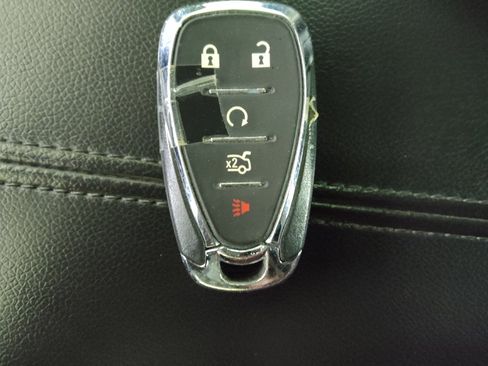 Used 2020 Chevrolet Malibu LT w/ Leather Package FWD image 32