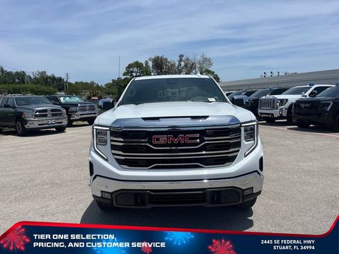 New 2026 GMC Sierra 1500 SLT w/ SLT Premium Plus Package AWD/4WD image 3