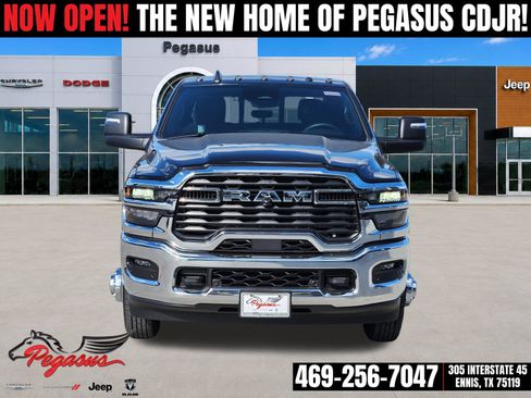 New 2026 RAM 3500 Tradesman AWD/4WD image 6