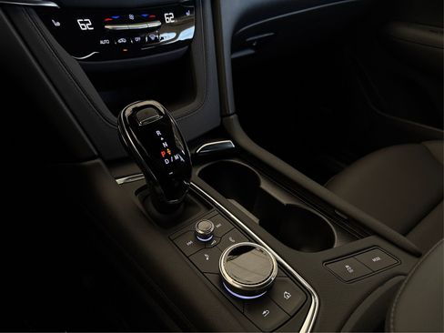 New 2026 Cadillac XT5 Luxury image 29