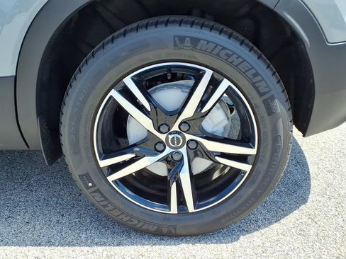 New 2026 Volvo XC40 B5 Core w/ Protection Package Premier AWD/4WD image 6