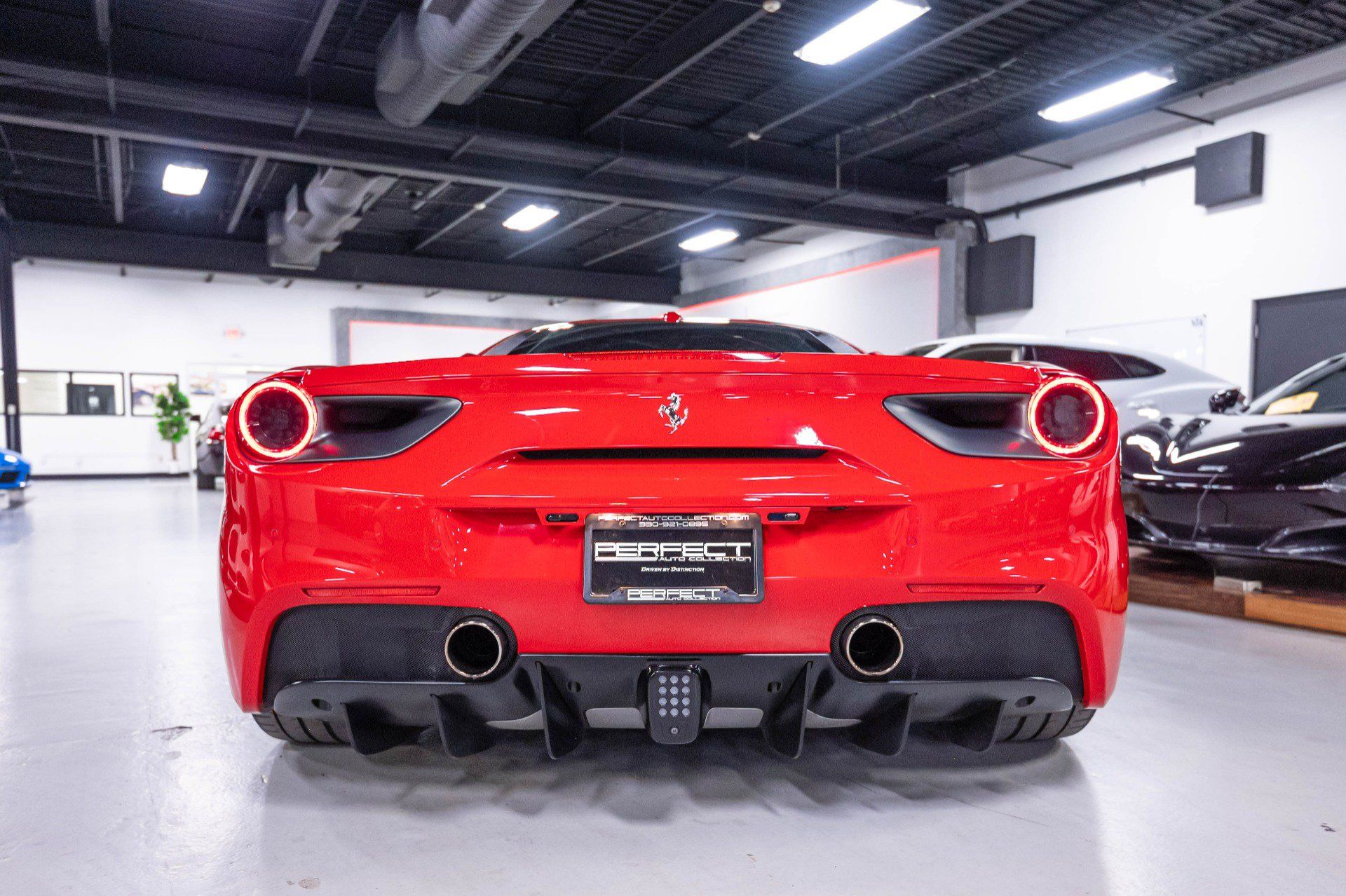 Used 2018 Ferrari 488 GTB RWD image 66