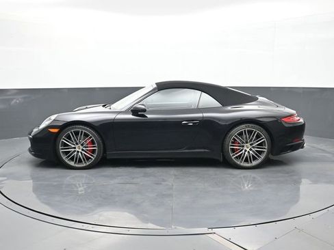 Certified 2019 Porsche 911 Carrera S RWD image 2