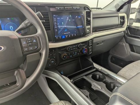 Used 2023 Ford F250 XLT w/ XLT Premium Package AWD/4WD image 14