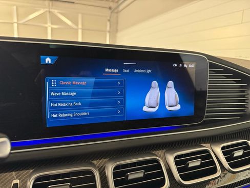 Used 2024 Mercedes-Benz GLS 63 AMG 4MATIC image 27