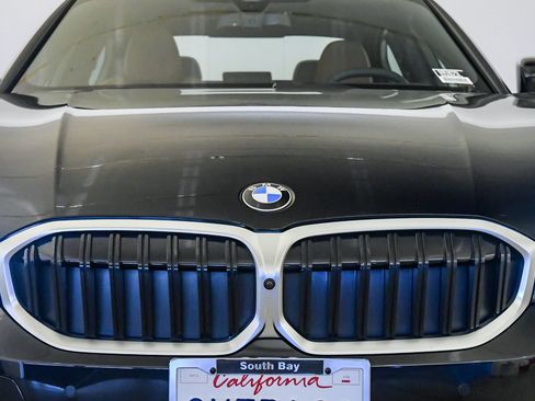 Used 2026 BMW 330i xDrive Sedan w/ Premium Package AWD/4WD image 8