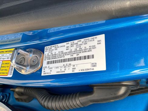 Used 2020 Ford Escape SE image 36