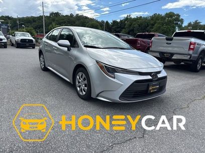 Used 2024 Toyota Corolla LE
