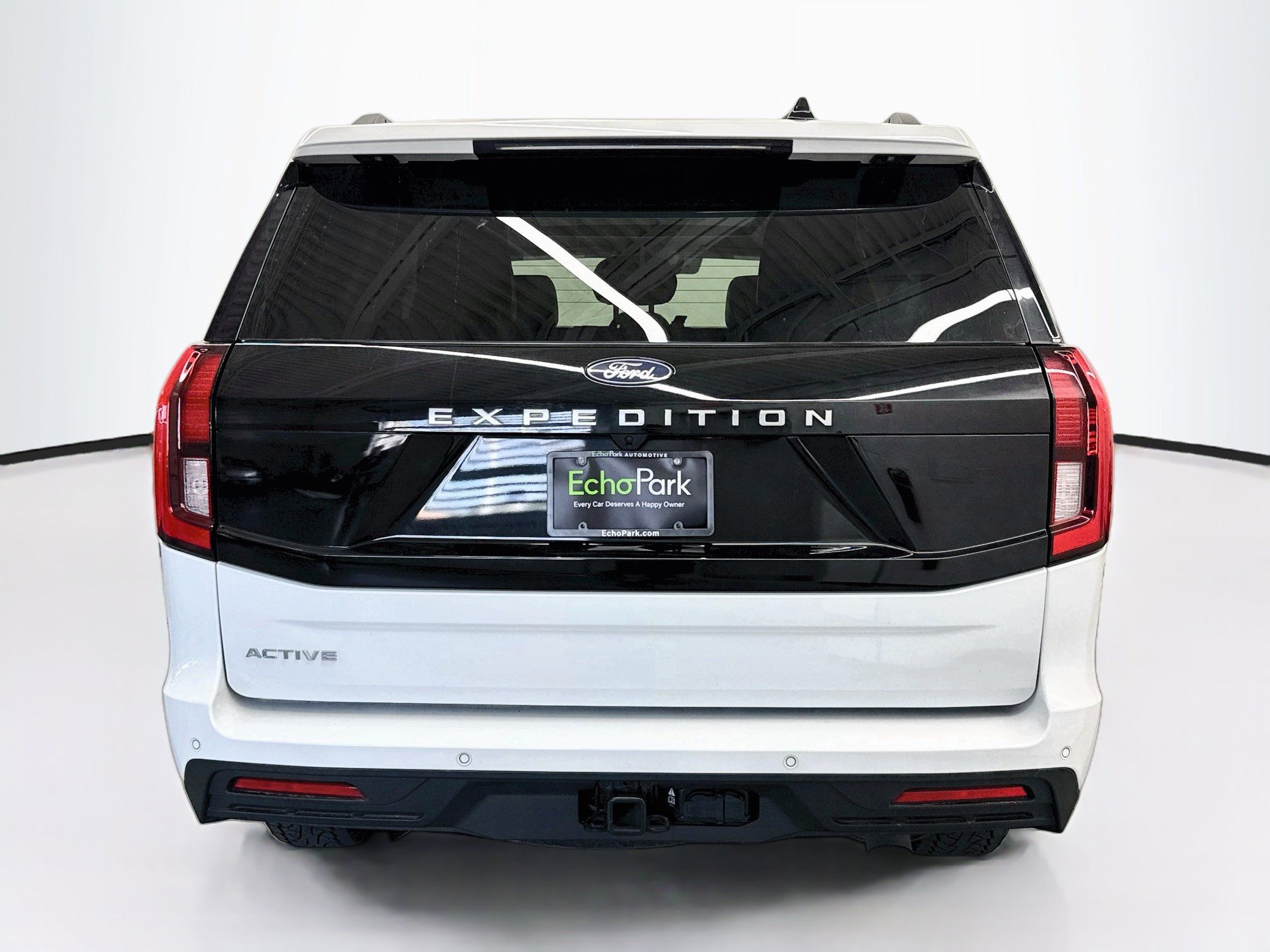 Used 2025 Ford Expedition Active AWD/4WD image 7