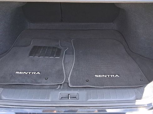 Used 2021 Nissan Sentra SR FWD image 32