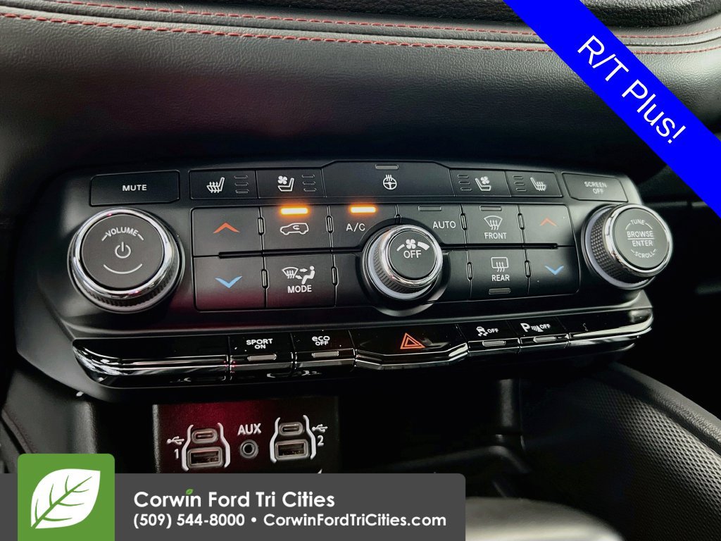 Used 2025 Dodge Durango R/T AWD/4WD image 9