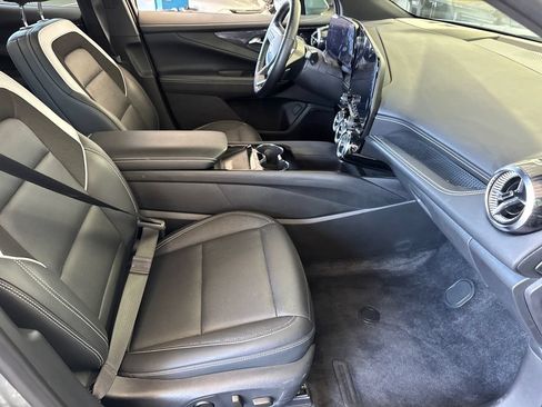 Used 2024 Chevrolet Blazer EV LT AWD/4WD image 13