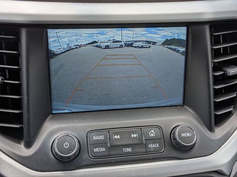Used 2019 GMC Acadia SLT FWD image 26