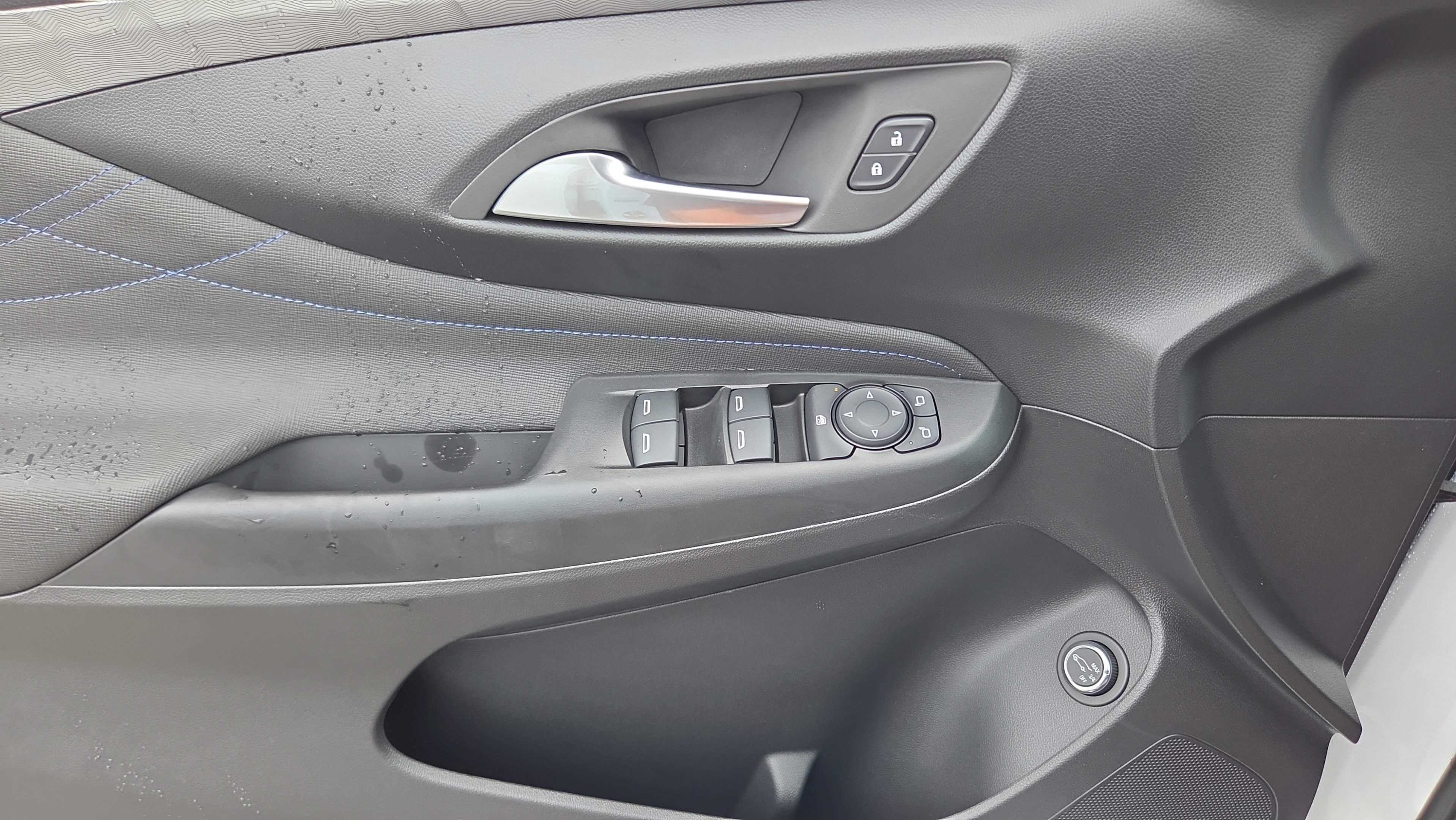 New 2026 Buick Envista Sport Touring w/ Convenience I Package FWD image 31