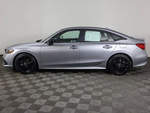 Used 2023 Honda Civic Sport image 14