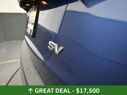 Used 2023 Nissan Rogue SV image 17