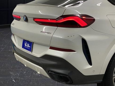 Used 2022 BMW X6 xDrive40i w/ M Sport Package image 38