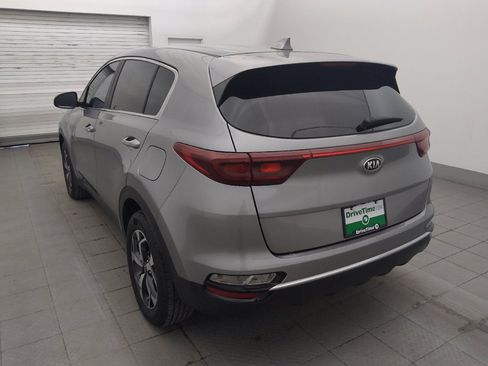 Used 2022 Kia Sportage LX AWD/4WD image 5