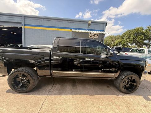 Used 2014 Chevrolet Silverado 1500 LTZ Z71 w/ LTZ Plus Package AWD/4WD image 8
