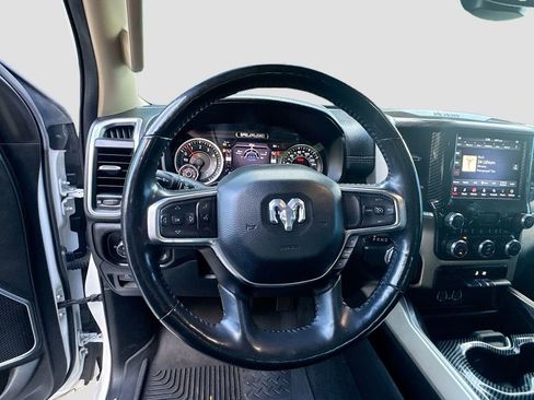Used 2020 RAM 1500 Laramie RWD image 12