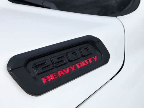 Used 2022 RAM 2500 Laramie w/ Night Edition AWD/4WD image 13