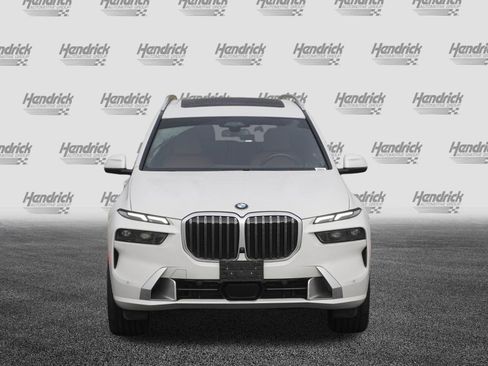 Certified 2025 BMW X7 xDrive40i image 3